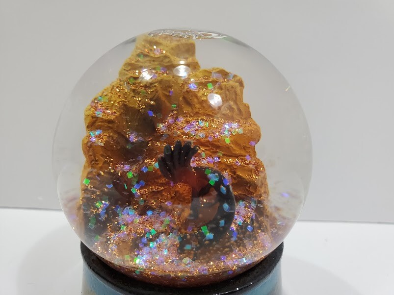 Grand Canyon National Park Snowglobe w/ Kopopelli Musician, Very ornate detail