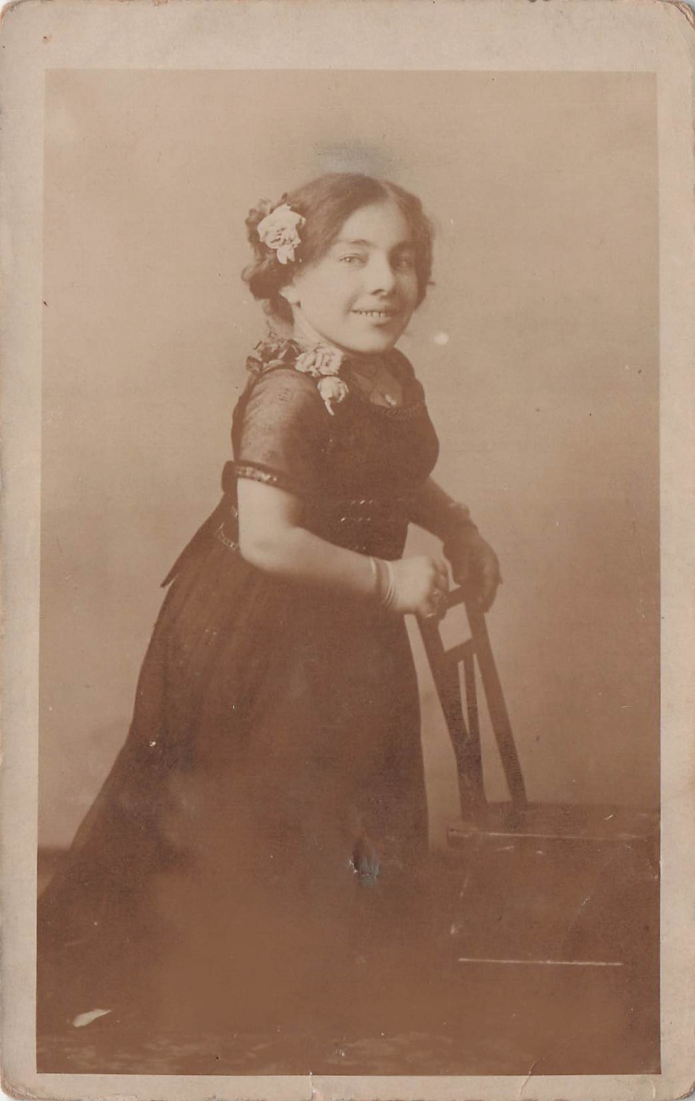 Antique Photo Little Woman Flowers in Hair Circus Artist Dwarfism Postcard H56