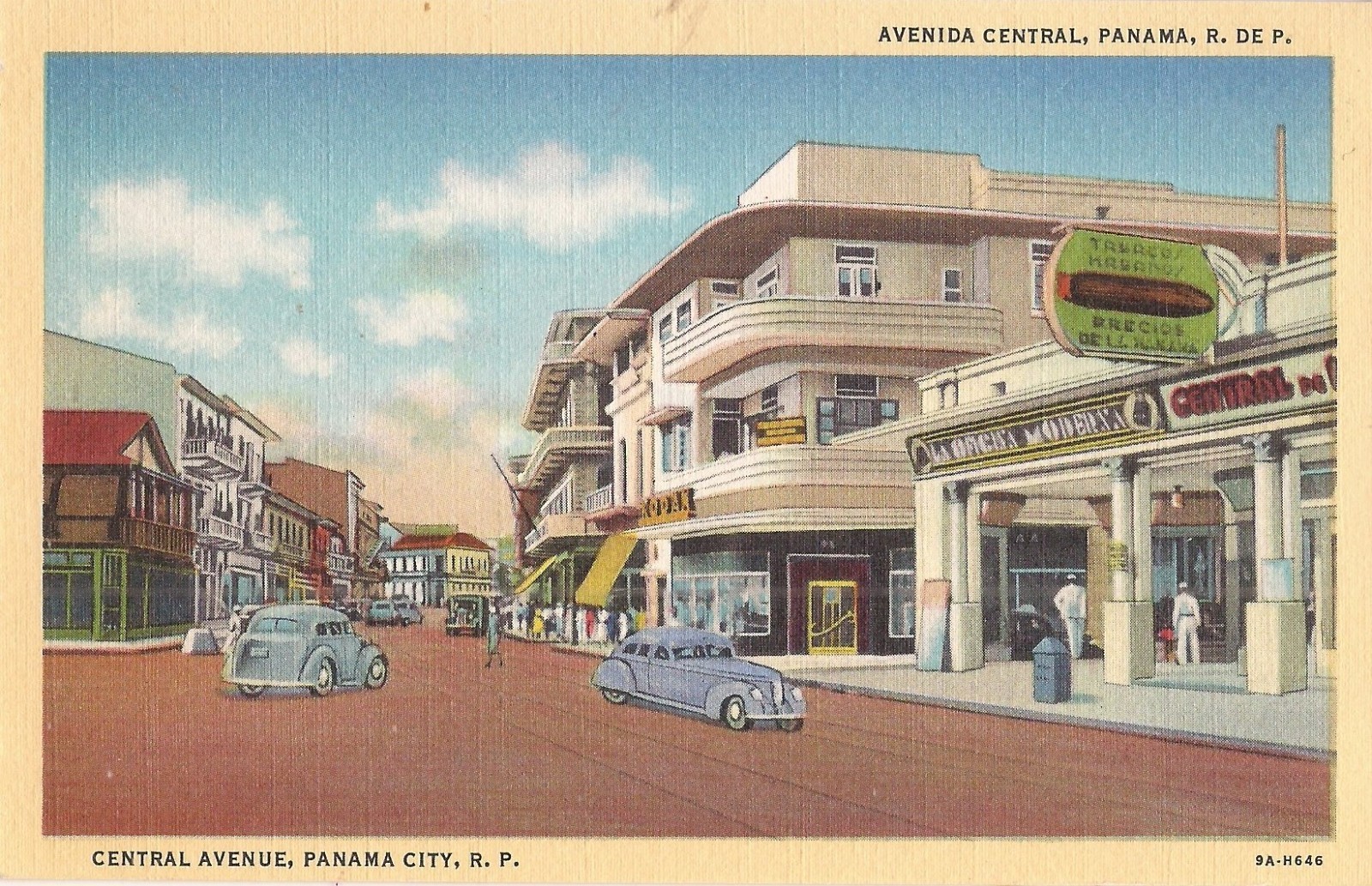 Panama City, PANAMA – Central Avenue – 1939 – period automobile