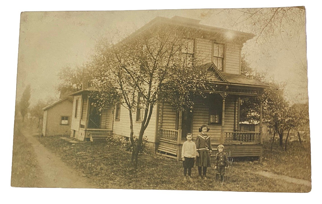 Home on South Boston Street in Galion Ohio OH ~ Antique 1910s RPPC Postcard