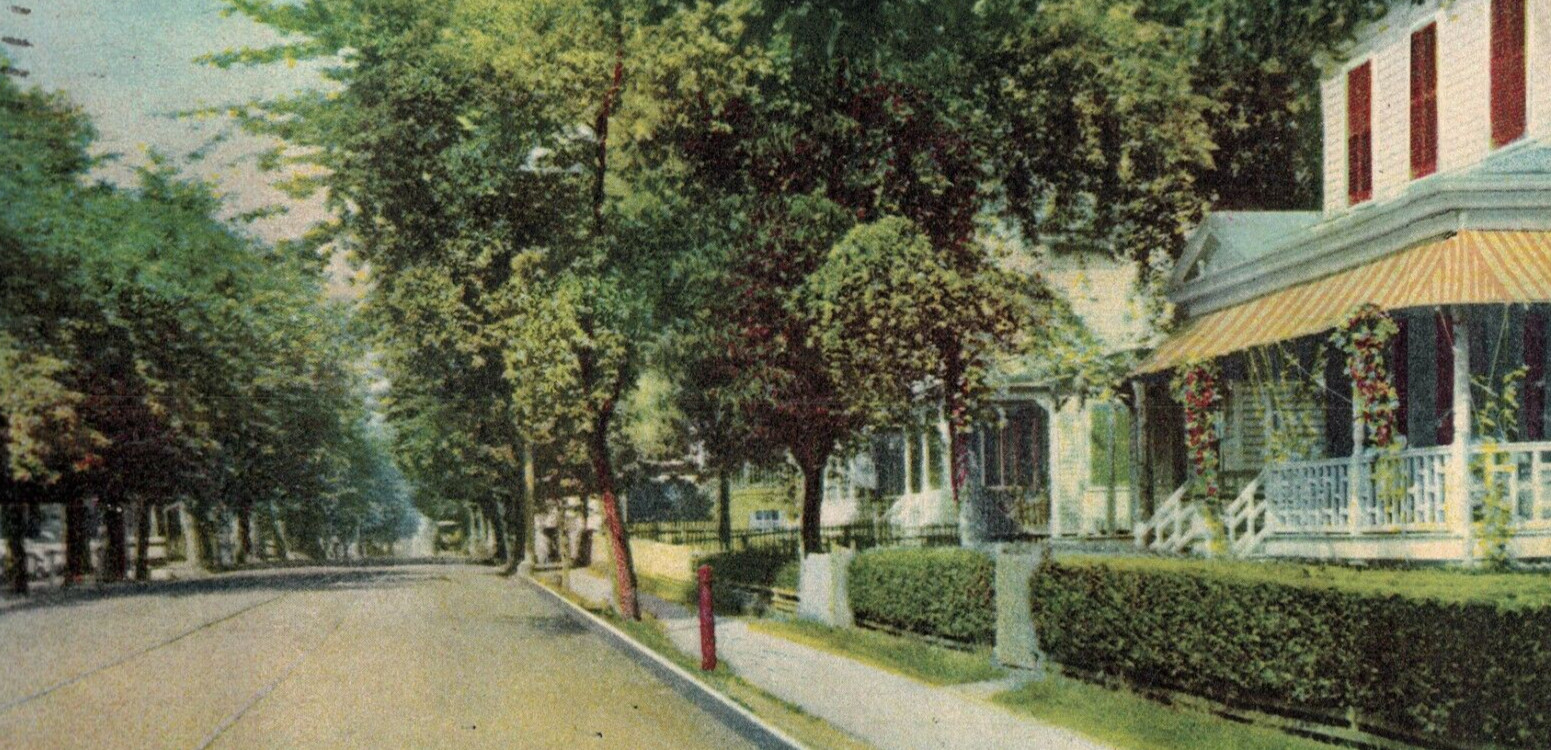 C1910 Keyport NJ Front Street Trolley Track House Porch Floral Vintage Postcard