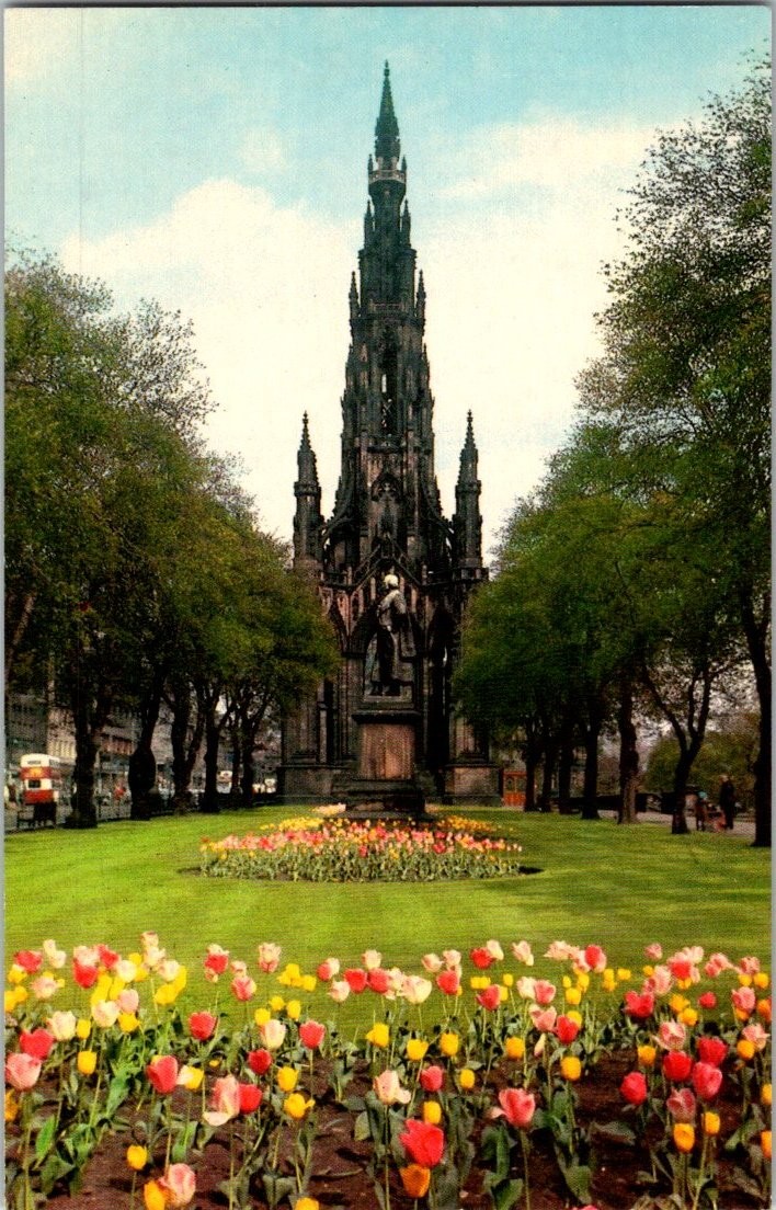 Vintage Scott Monument Edinburgh Post Office Preferred Postcard
