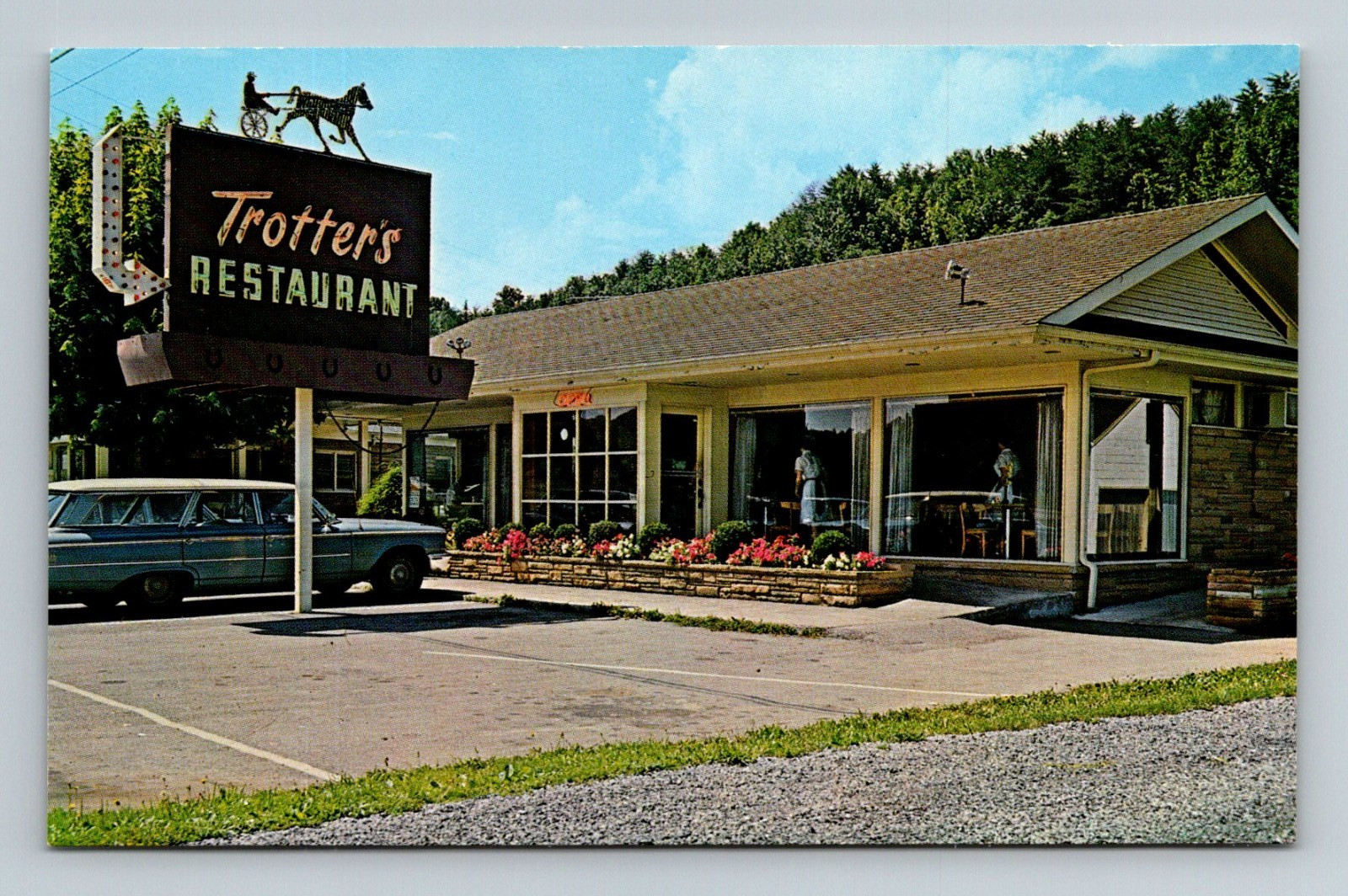 Postcard Pigeon Forge Tennessee Trotter’s Restaurant TN Home Style Travel Chrome