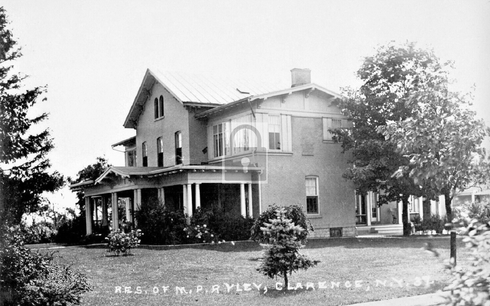 Residence House Clarence New York NY – Reprint