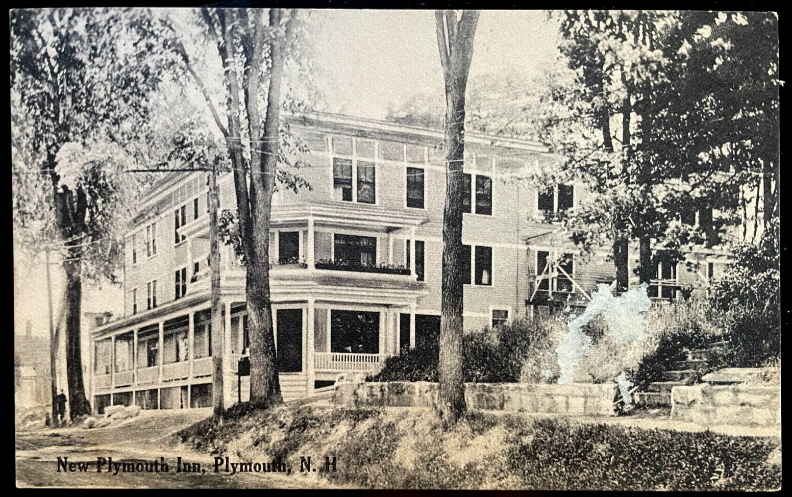 Vintage Postcard 1907-1915 New Plymouth Inn, Plymouth, New Hampshire (NH)