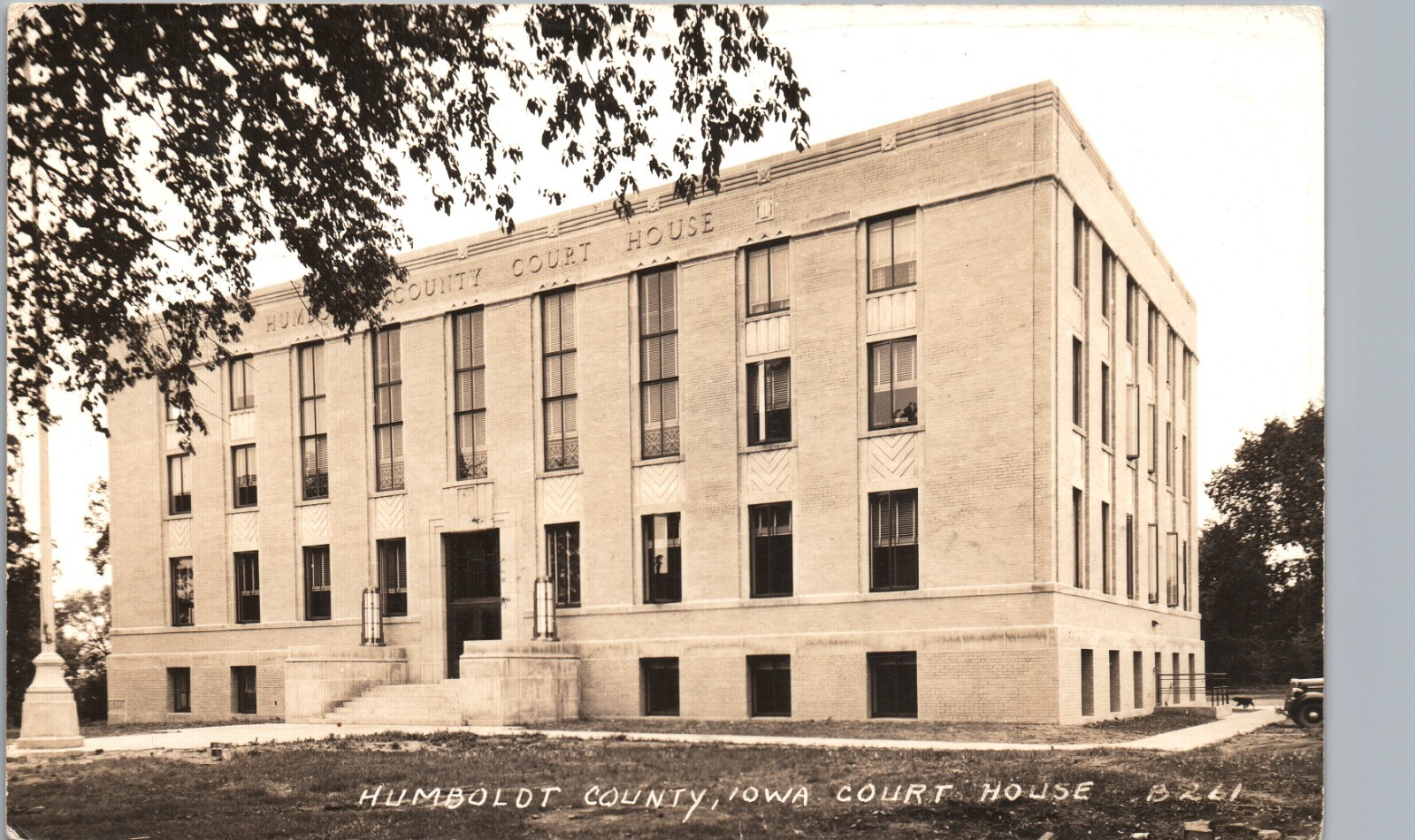 HUMBOLDT COUNTY IOWA COURT HOUSE c1940 real photo postcard rppc ia history