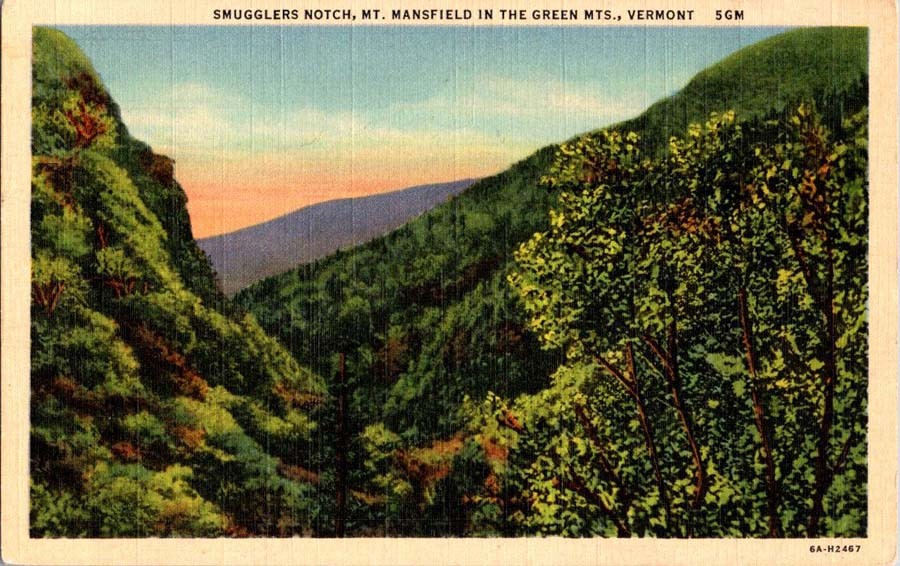 Stowe VT postcard SMUGGLERS NOTCH MT. MANSFIELD GREEN MOUNTAINS j/13 AW5128