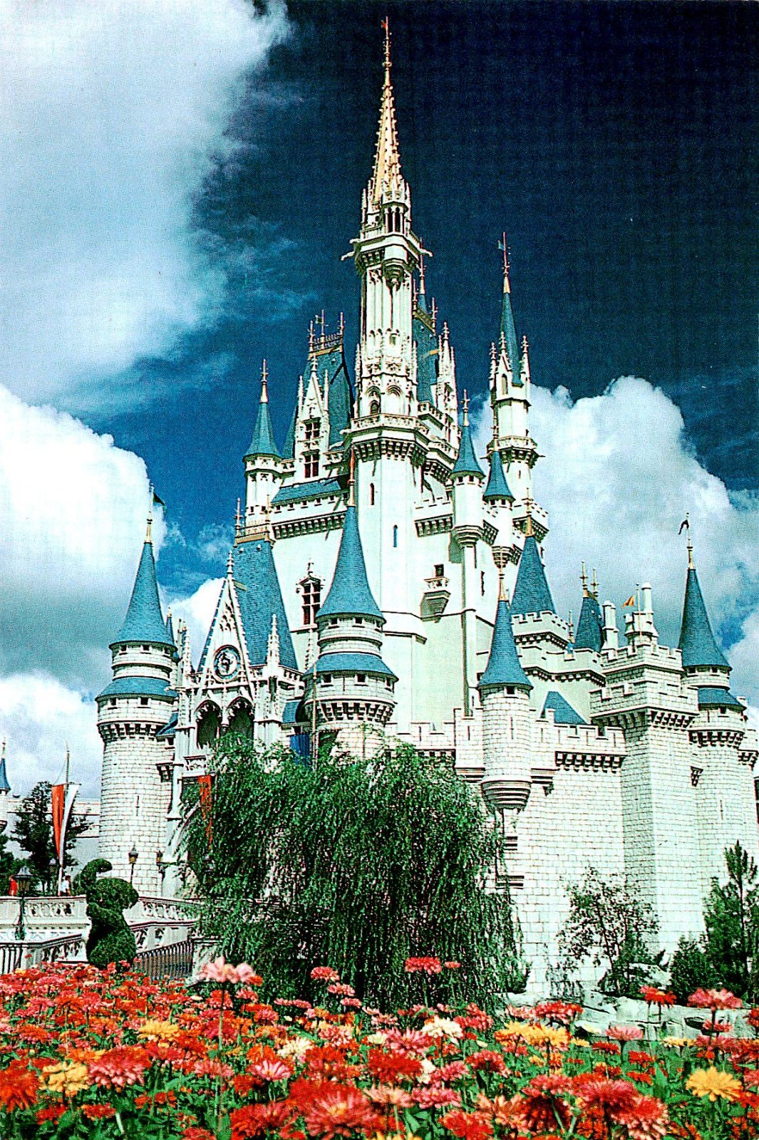Postcard Cinderella Castle Walt Disney World Fantasyland Vintage Continental 4×6