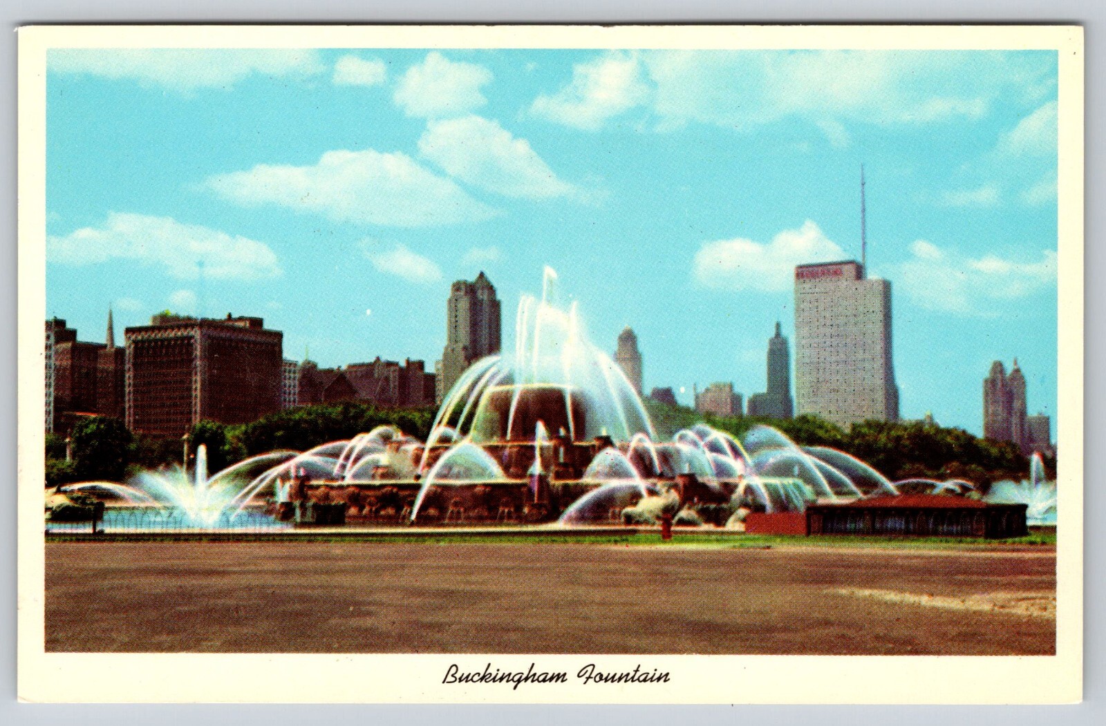 Postcard Clarence Buckingham Memorial Fountain Grant Park Chicago IL