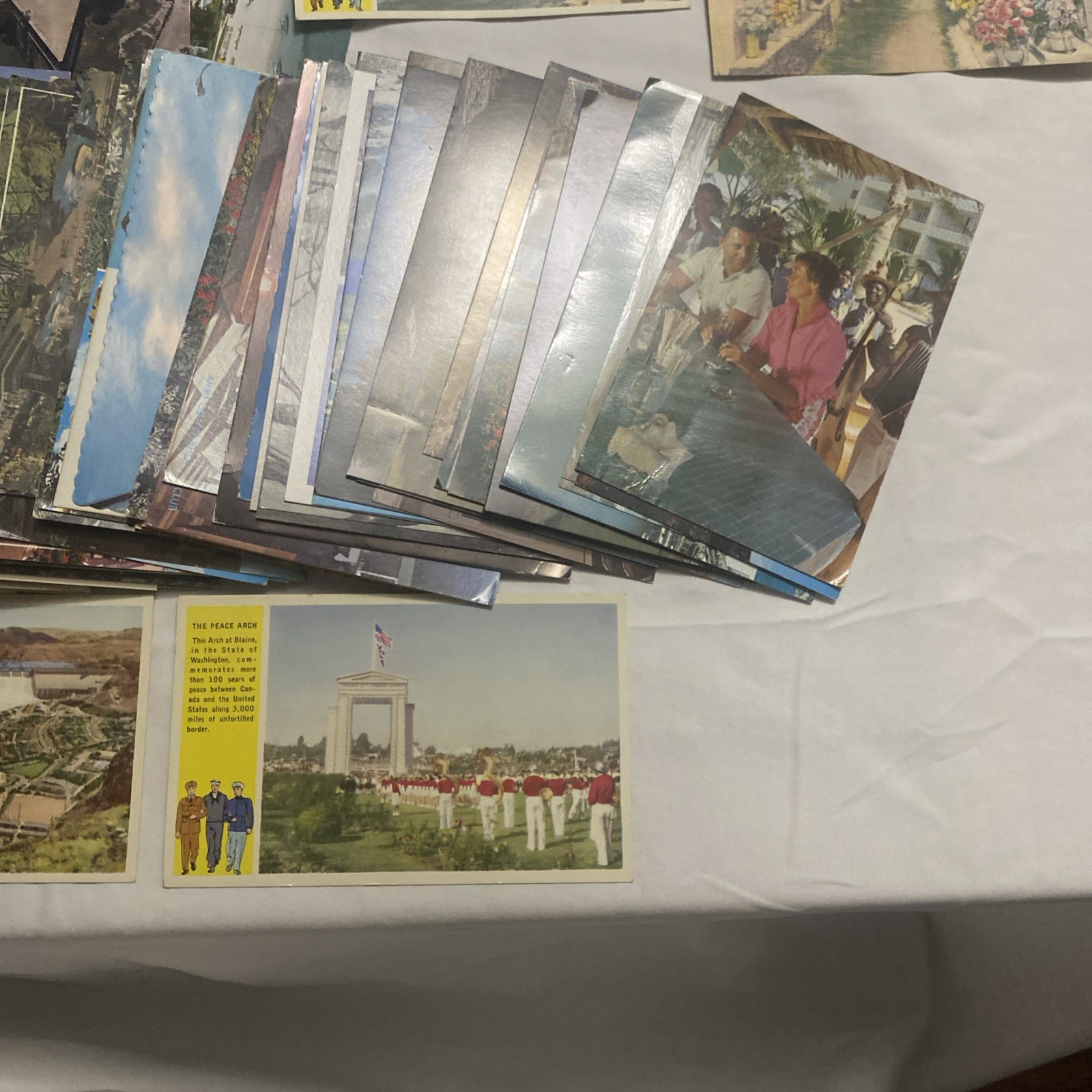 LOT OF 100 Old VINTAGE POSTCARDS Various Locations, some new and some used