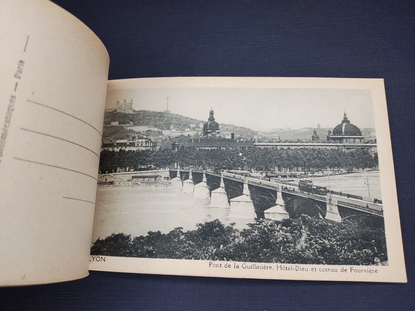 Lyon. France 10 Vintage Detachable Postcards de Lyon Serie 2, unposted unmarked