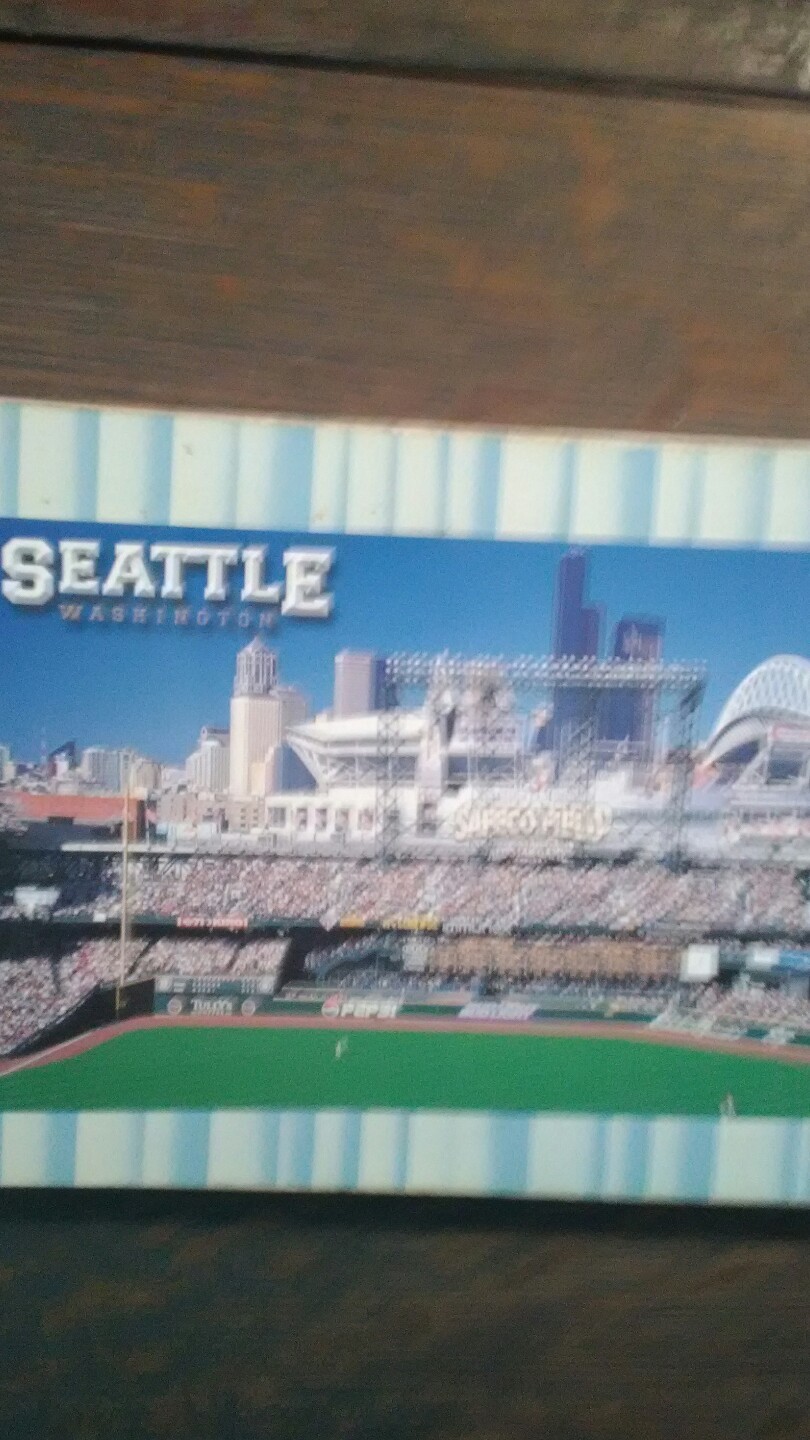 post card HOME OF THE SEATTLE MARINERS SAFECO FIELD SEATTLE WASHINGTON