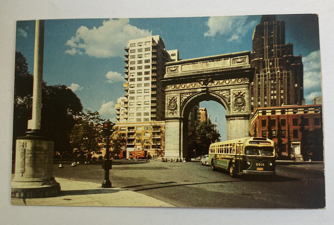 Vintage Postcard ~ Retro Greenwich Village Washington Sq ~ New York City NY NYC
