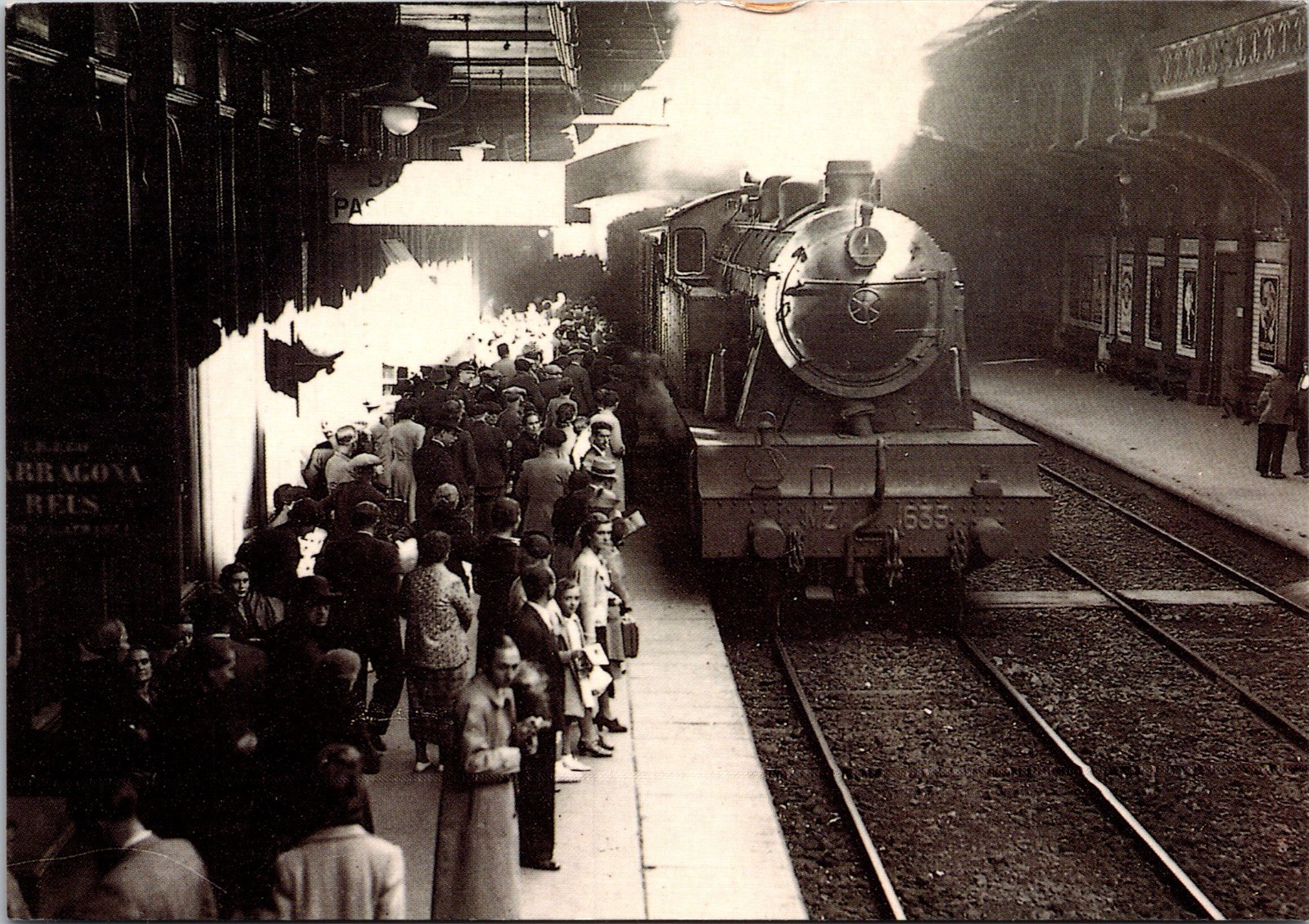 Steam Locomotive 1635 MZA Paseo de Gracia Barcelona Spain Postcard Continental