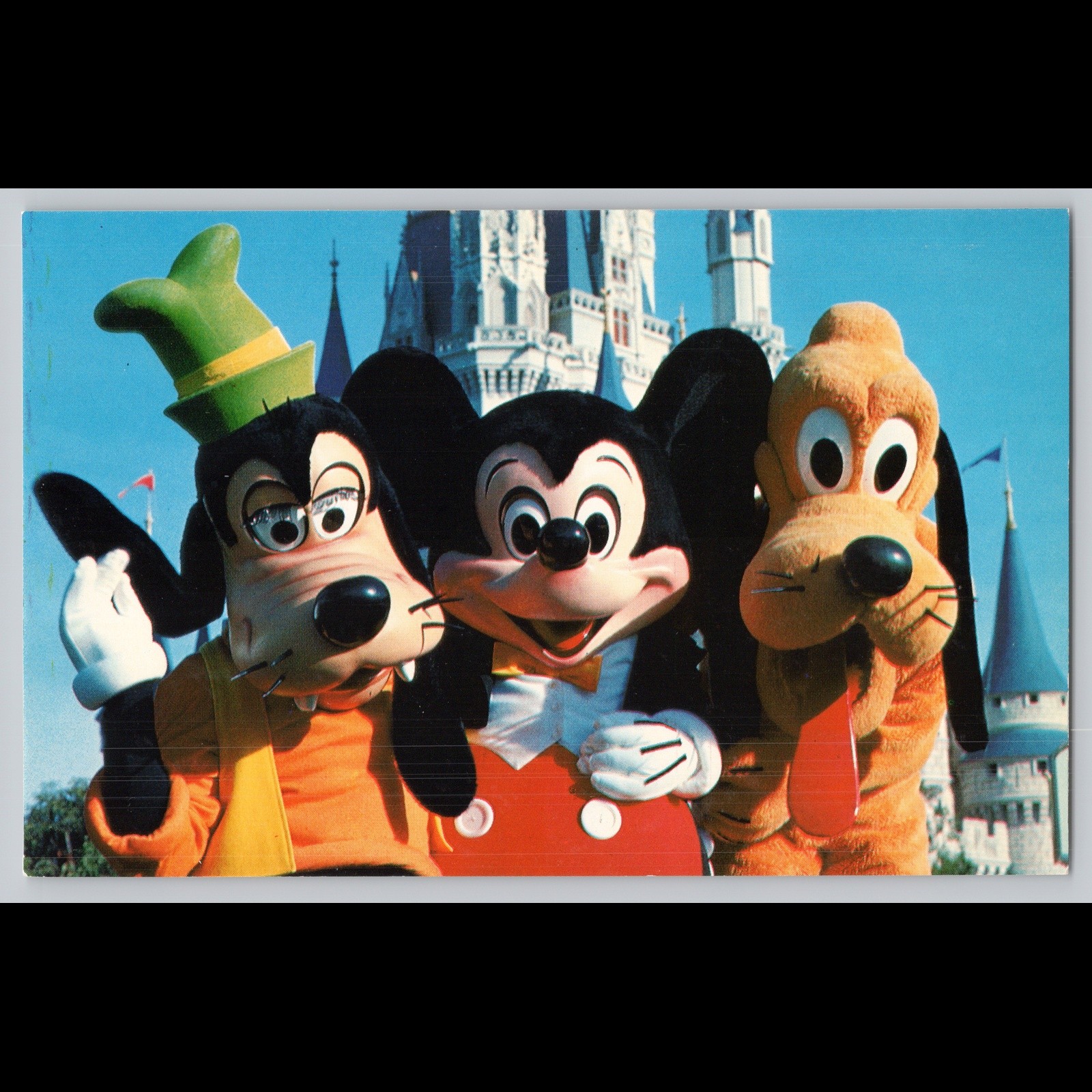 Postcard Walt Disney World Goofy Mickey Mouse Pluto Magic Kingdom