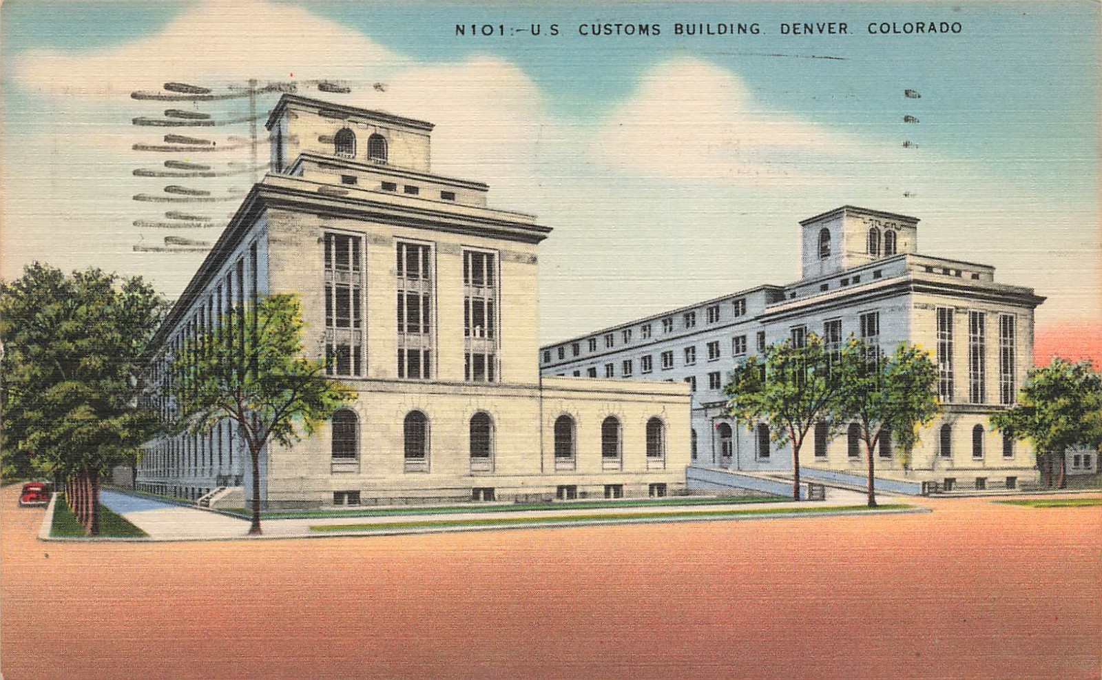 US CUSTOMS BUILDING AND STREET SCENE POSTCARD DENVER CO COLORADO 1930s