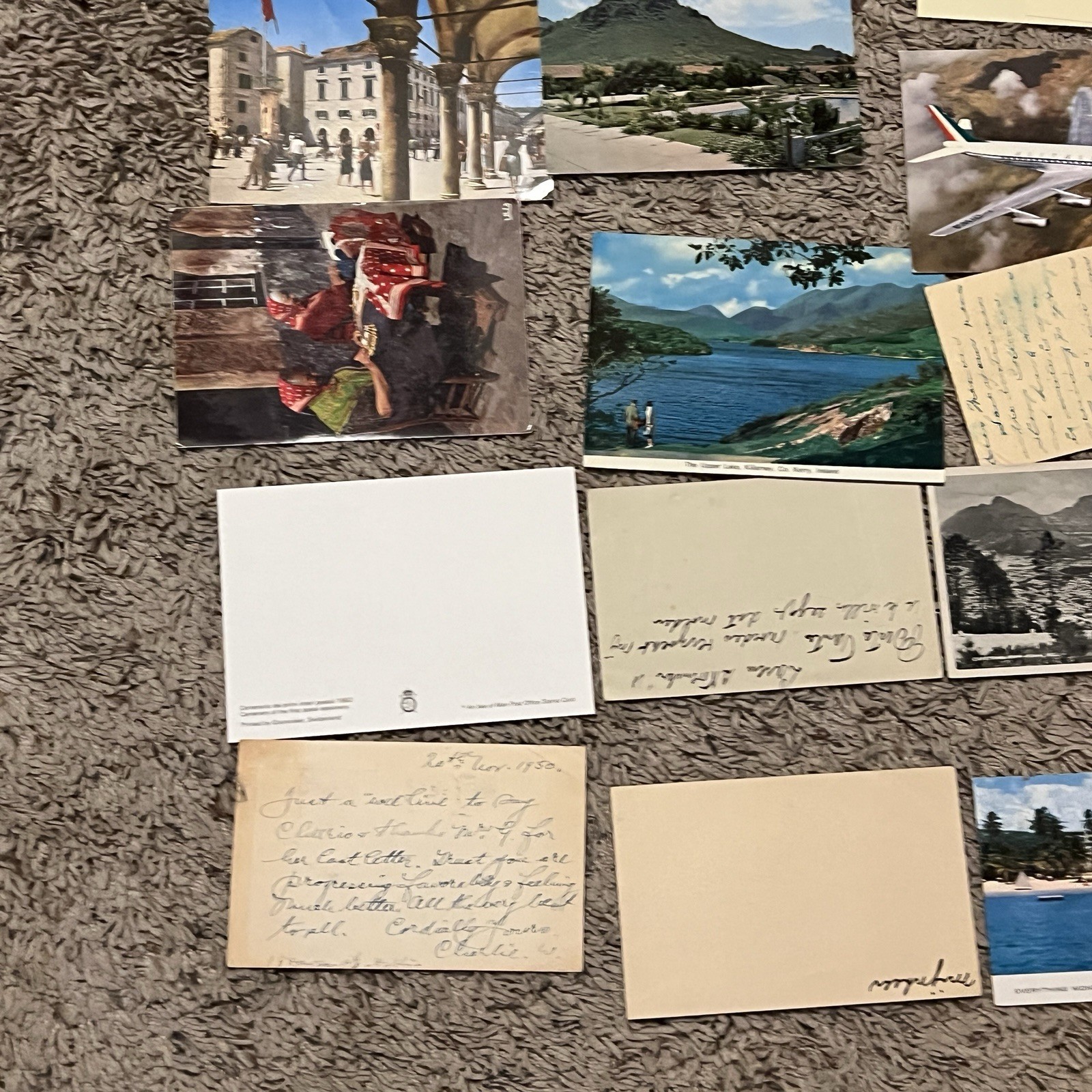 AMAZING WORLDWIDE LOT OF 50 USED POSTCARDS MANY BEAUTIFUL SPECIMENS, NO U.S.