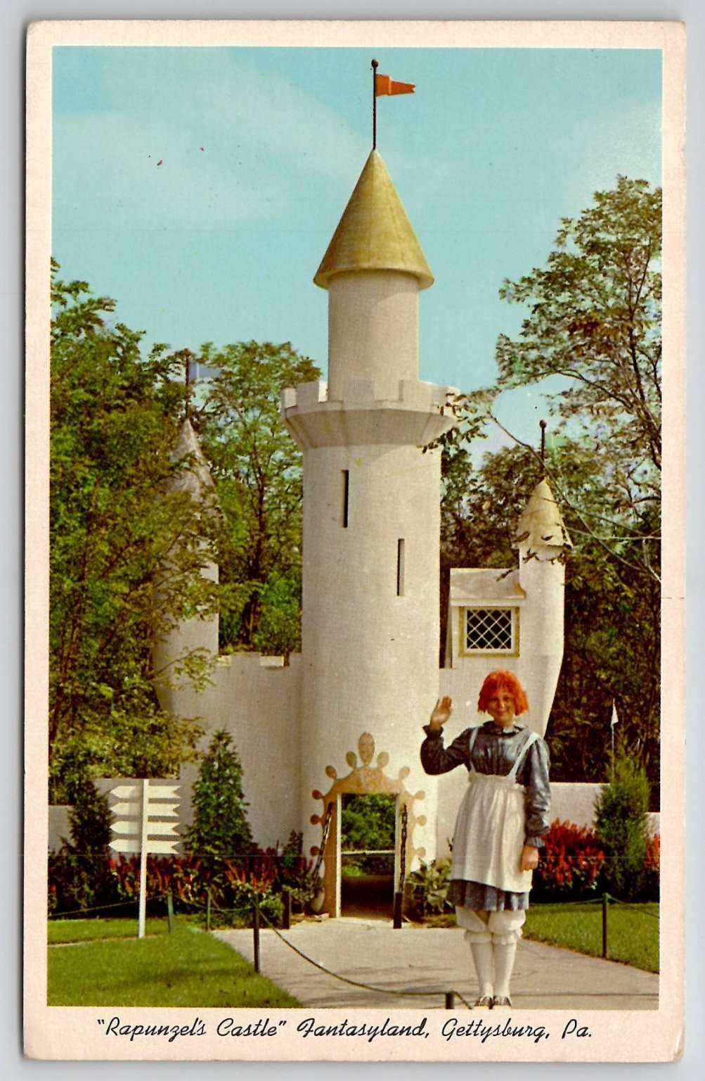Rapunzel’s Castle Fantasyland Gettysburg PA Raggedy Ann Curteichcolor Postcard