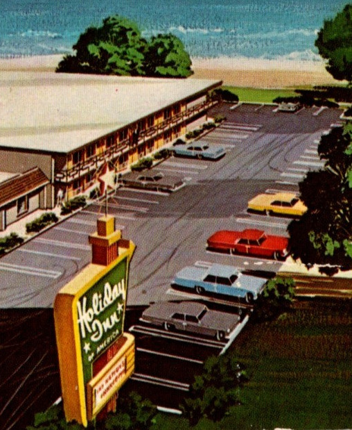 Vintage Card Chrome Holiday Inn Norfolk Virginia VA Beachfront Military Bases