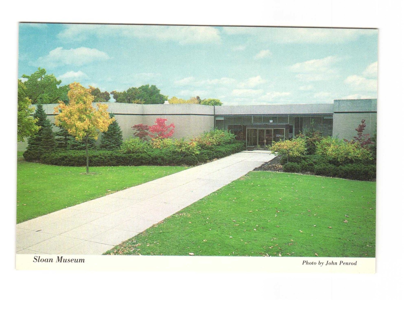 Sloan Museum located in Flint Michigan’s Cultural Center VTG postcard UNP