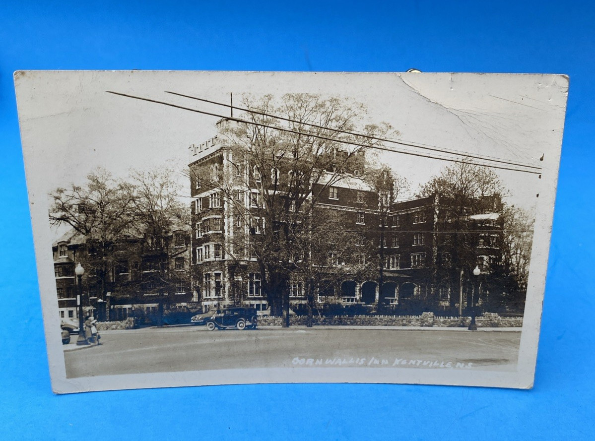 c1940s RPPC Cornwallis Inn Kentville Nova Scotia Hotel Cars & Pedestrians Canada