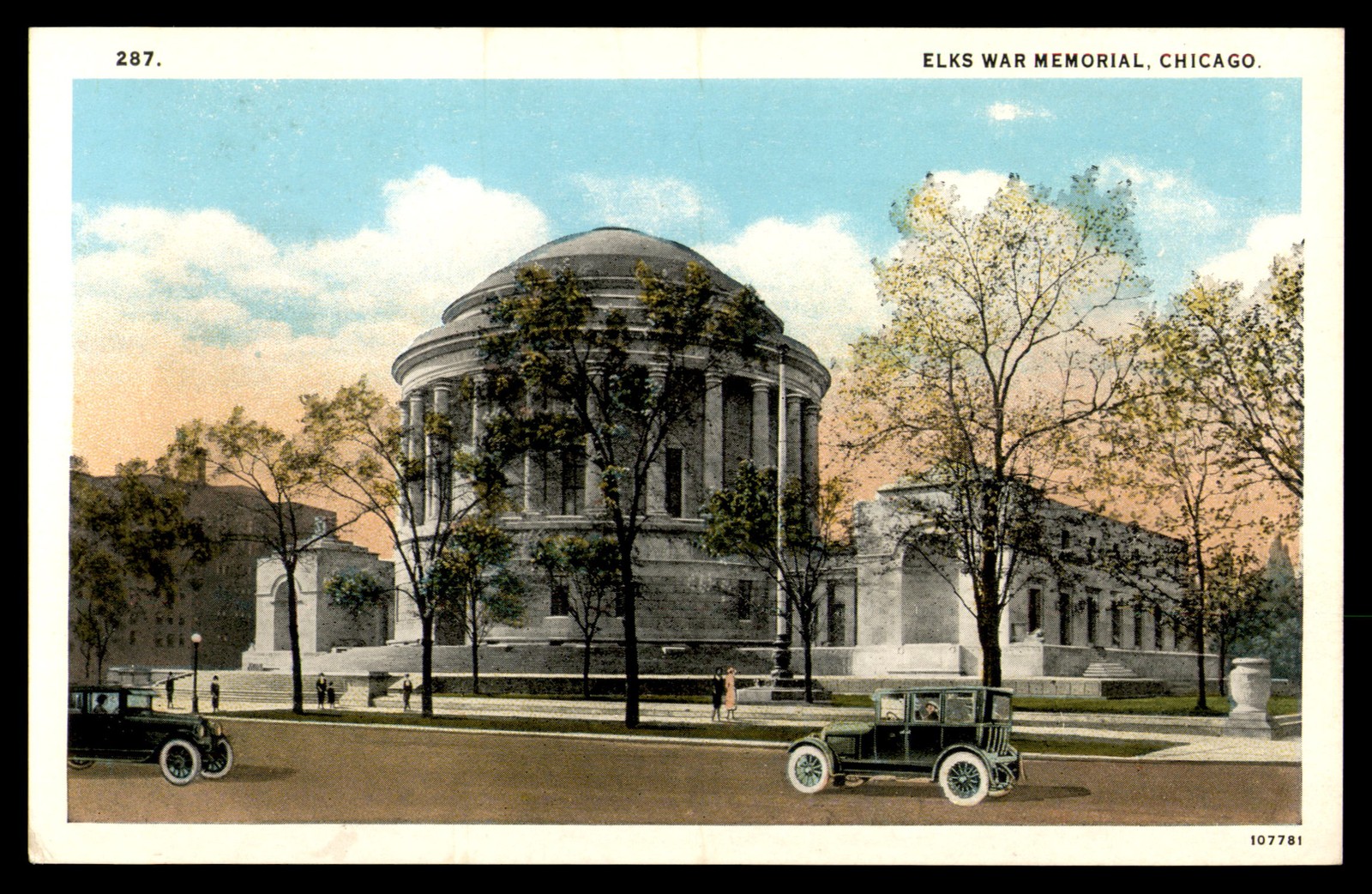 Postcard Elks War Memorial Building at Lake View Avenue, Chicago, IL