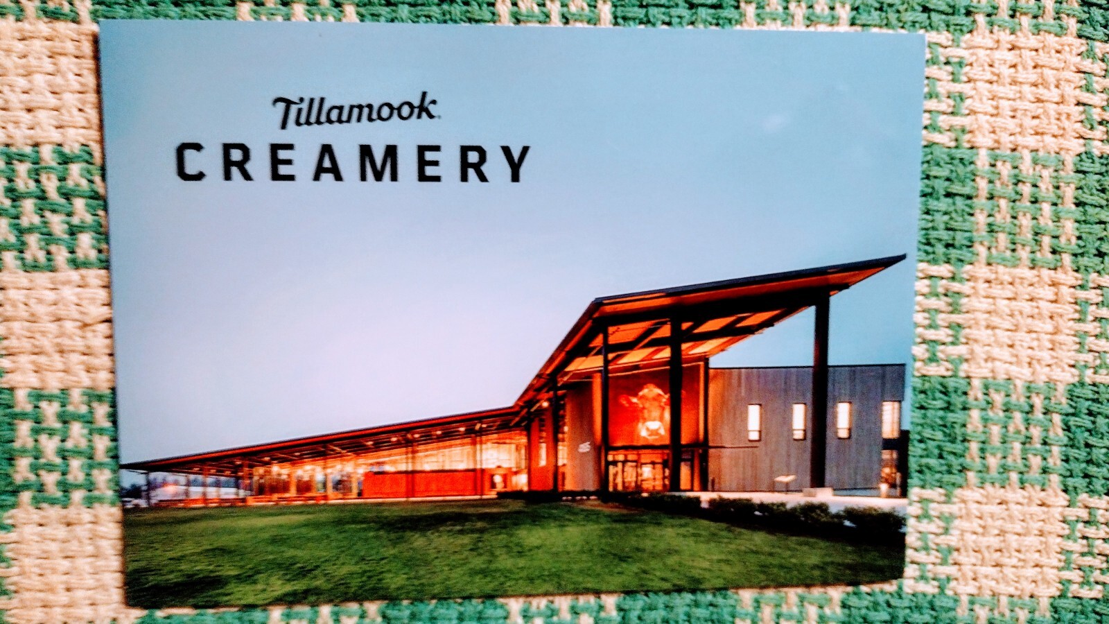 BEAUTIFUL POST CARD TILLAMOOK CREAMERY TILLAMOOK OREGON