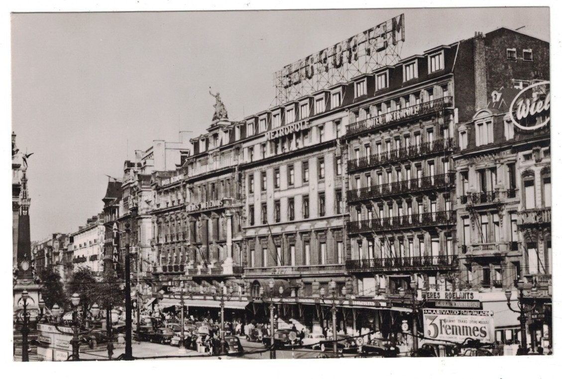 1940-1950 RPPC REAL PHOTO HOTEL METROPOLE PLACE DE BROUCKERE BRUXELLES BELGIUM