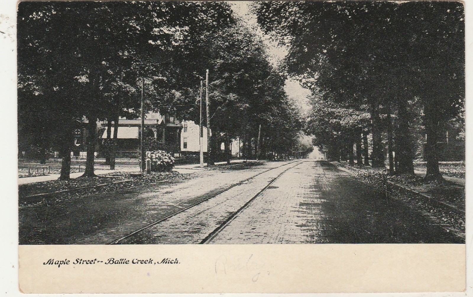 Maple Street-Battle Creek-Michigan-MI