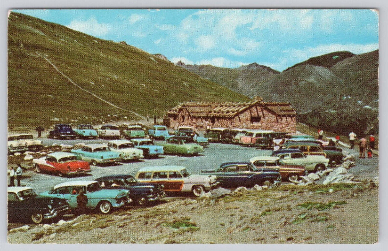 Fall River Pass Museum and Store Wy Rockies Postcard Old cars UNP *a8