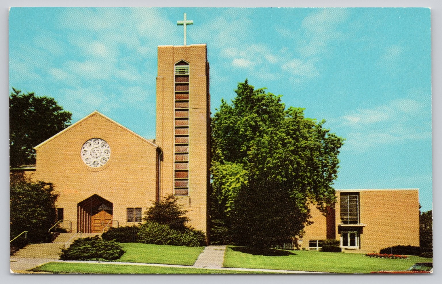 First Baptist Church Madison WI Curteichcolor Postcard Wisconsin