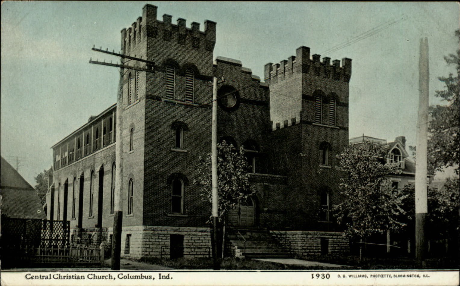 Columbus IN Central Christian Church bell towers c1910 unused vintage postcard