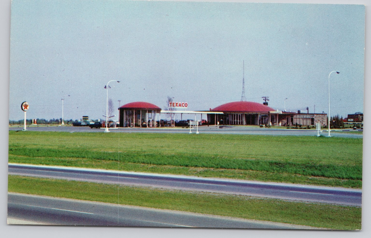 Vintage Texaco Service Centre Macdonald-Cartier Freeway Ontario Canada Postcard