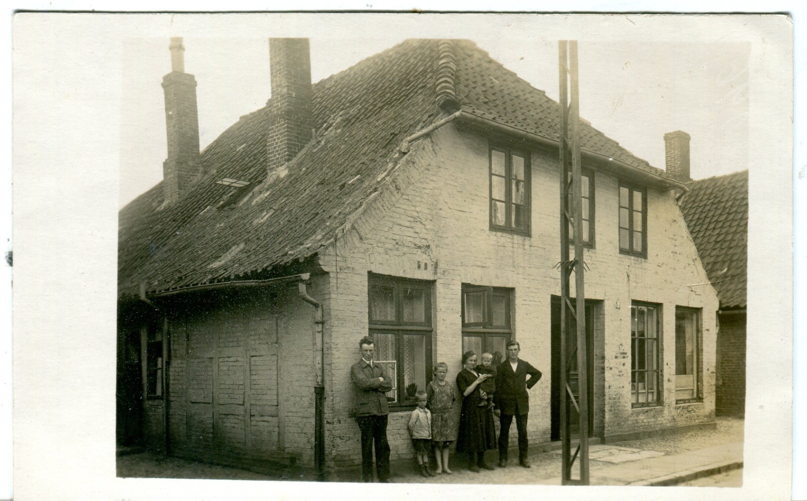 Germany AK Neumünster – Single Family House People old real photo postcard
