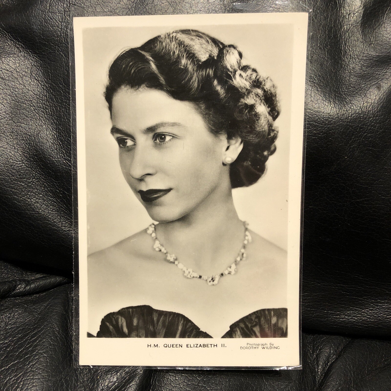 1950s ~ H.M. Queen Elizabeth II ~ RPPC ~ Photo Portrait by Dorothy Wilding (M)