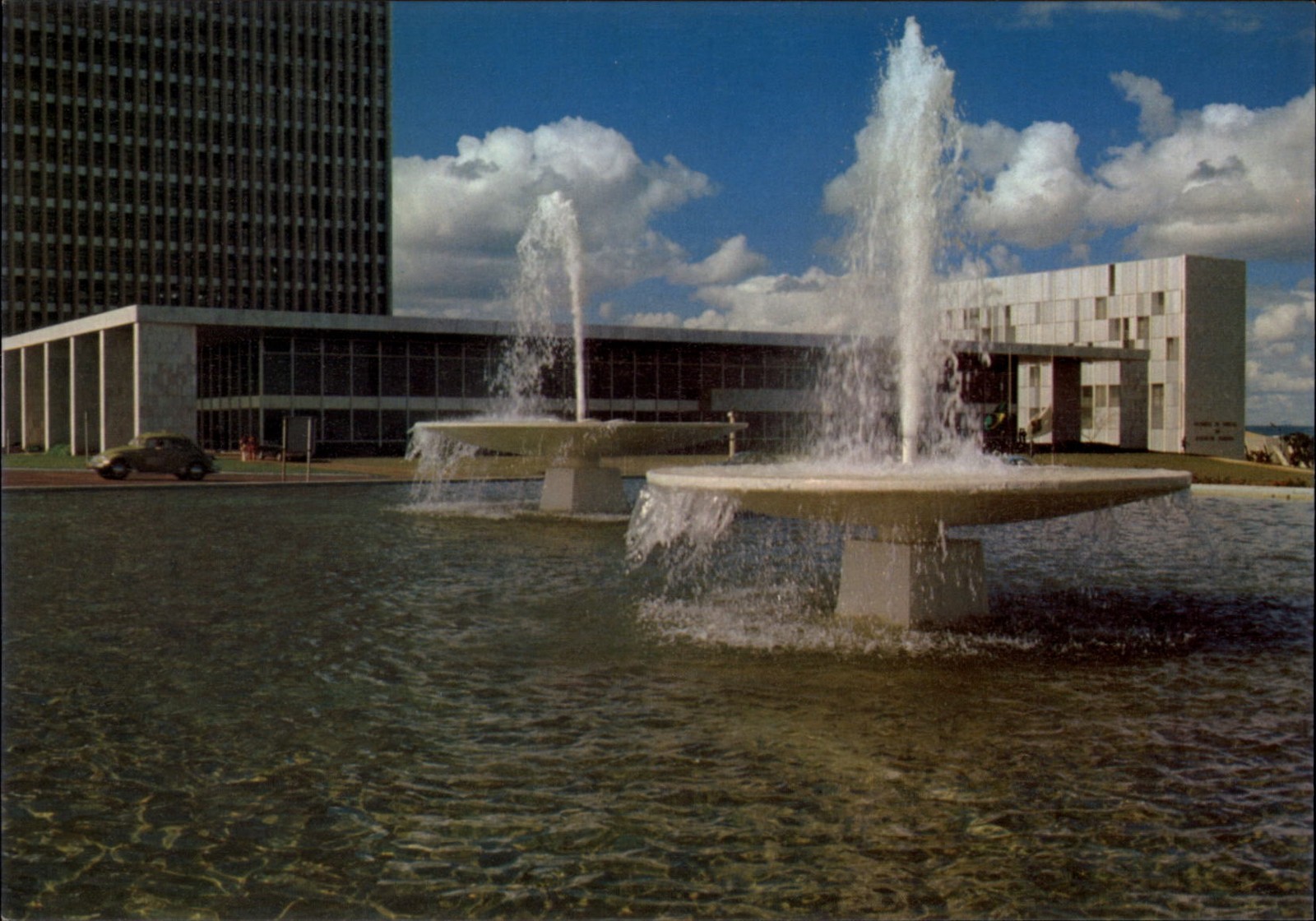 Palacio Buriti Brasilia Distrito Federal vintage postcard m863