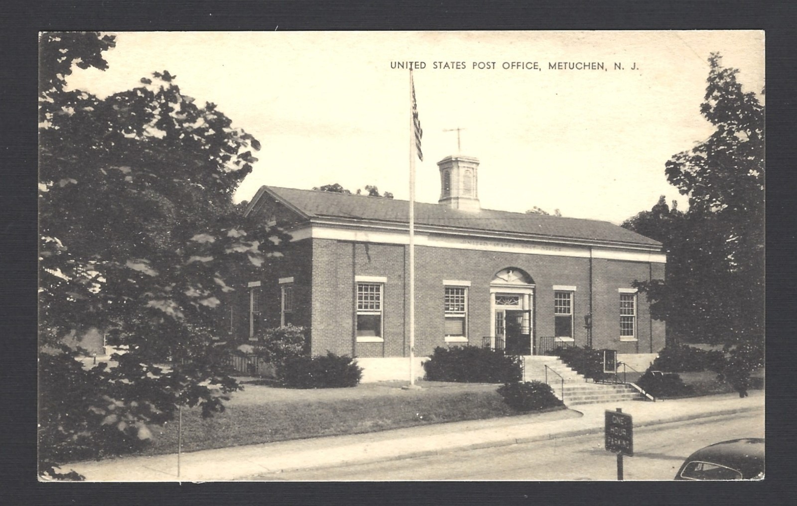 Vintage Metuchen New Jersey U. S. Post Office Postcard unposted