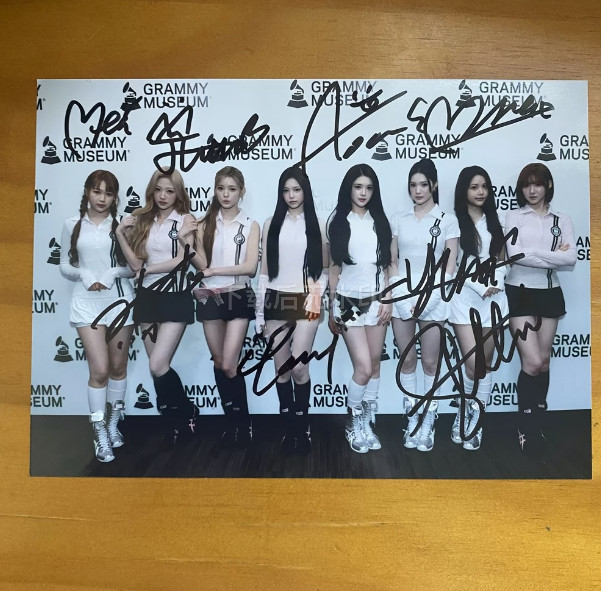 Hearts2Hearts Autograph Photo Signature Fidelity 7 Inch Collection Gift H2H 2026