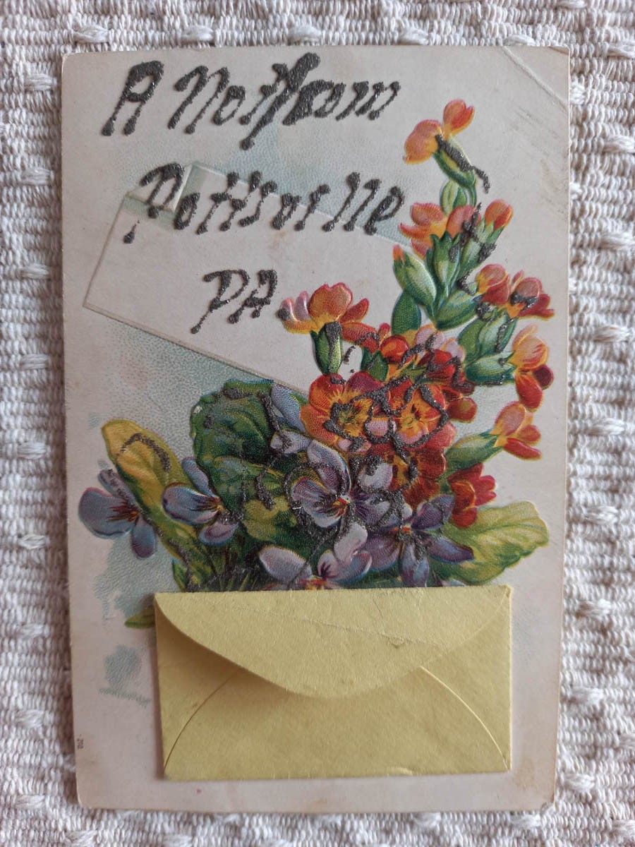 Pottsville PA postcard FLORAL GREETING ATTACHED MINI ENVELOPE j/05 AY0737