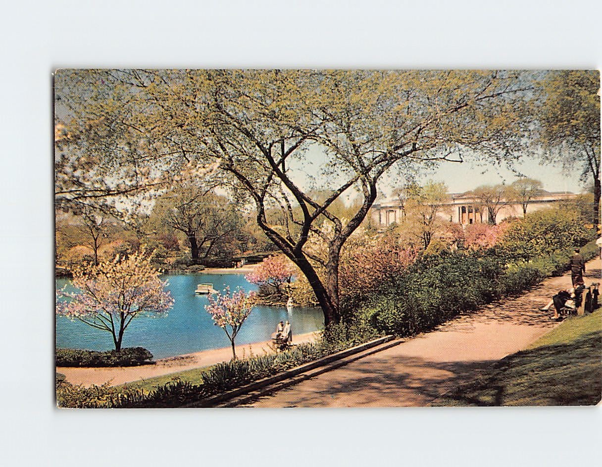 Postcard Wade Park and Cleveland Museum of Art University Circle Ohio USA