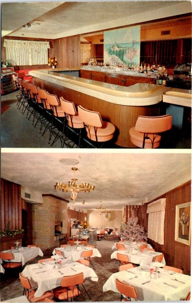 Berkeley IL Illinois CAPRI KEY CLUB RESTAURANT & BAR/LOUNGE 1958 Chrome Postcard
