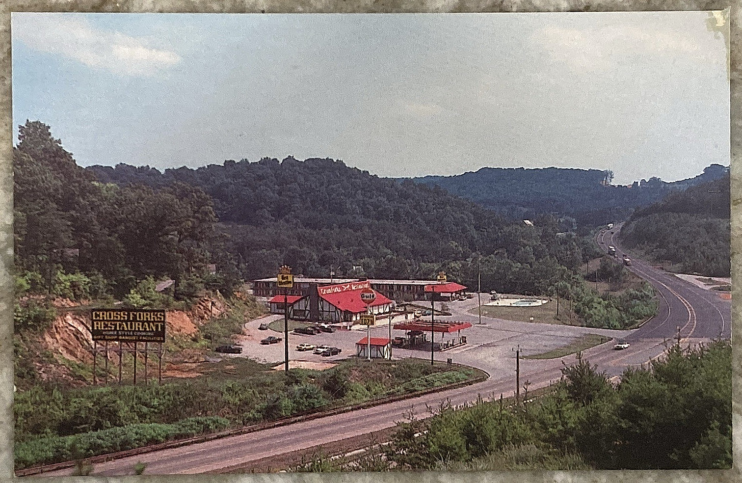 Dumplin Valley Inn & Crossing Forks Restaurant Kodak Tennessee Postcard C014