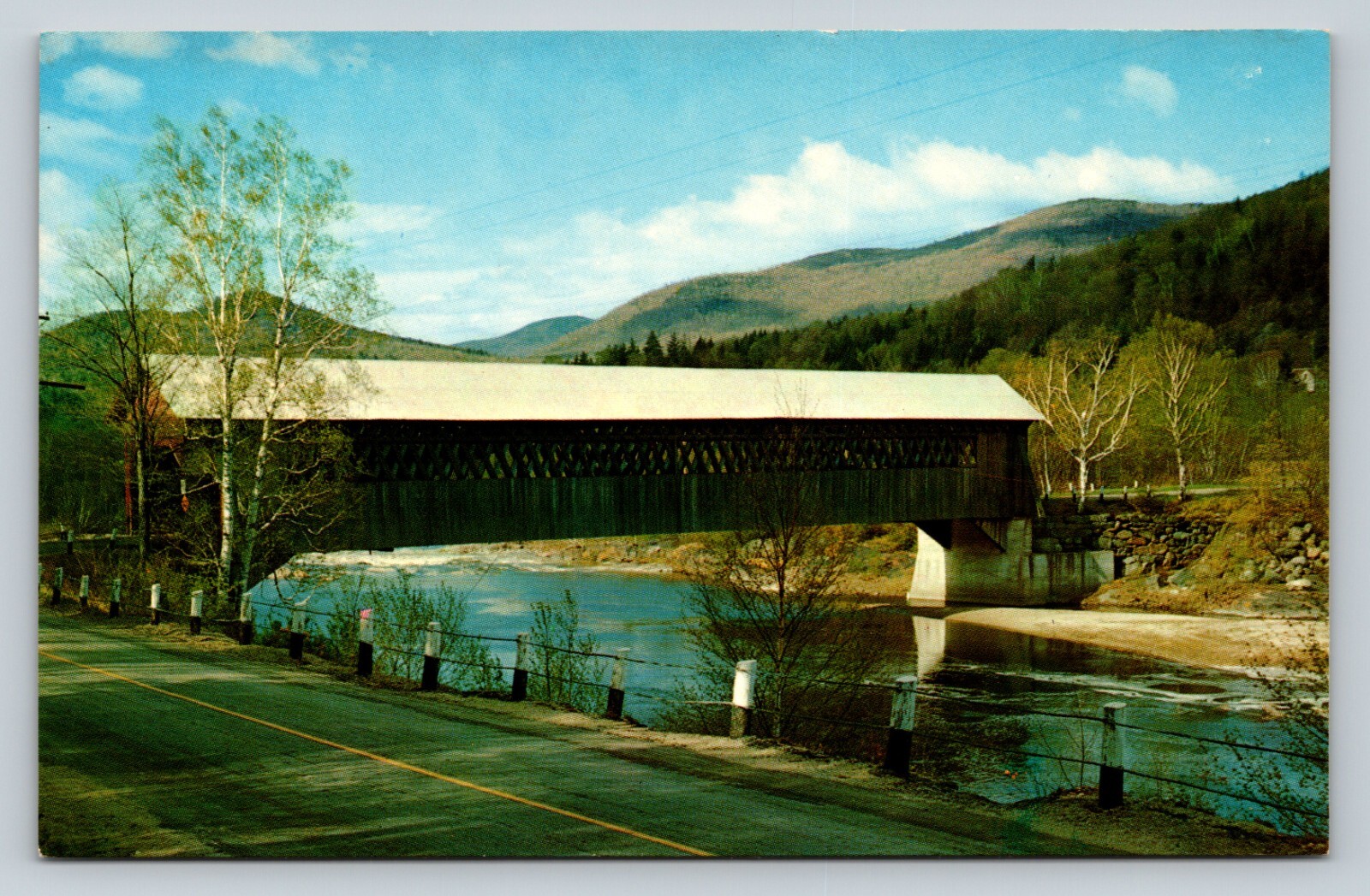 White Mountains NH Covered Bridge Over Pemigewasset River VINTAGE Postcard