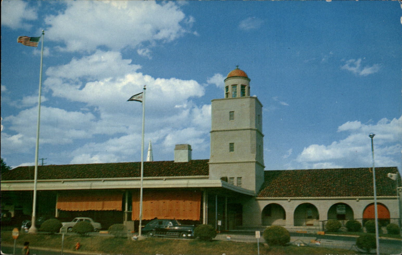US Customs and Immigration Building ~ Laredo Texas ~ 1950s cars ~ postcard