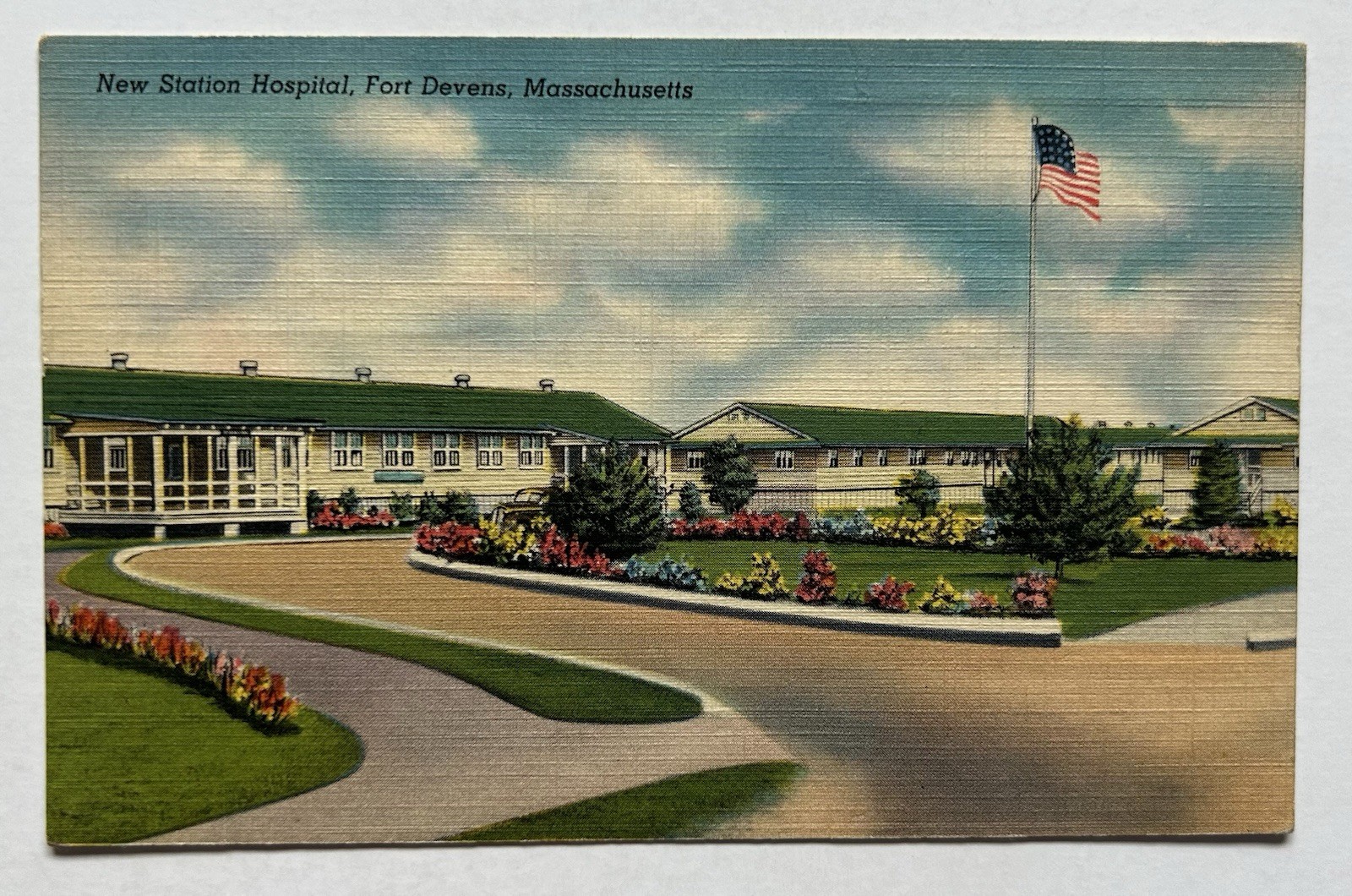 New Station Hospital Fort Devens Massachusetts WWII Linen Postcard C12