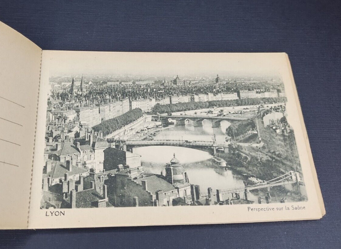 Lyon. France 10 Vintage Detachable Postcards de Lyon Serie 2, unposted unmarked