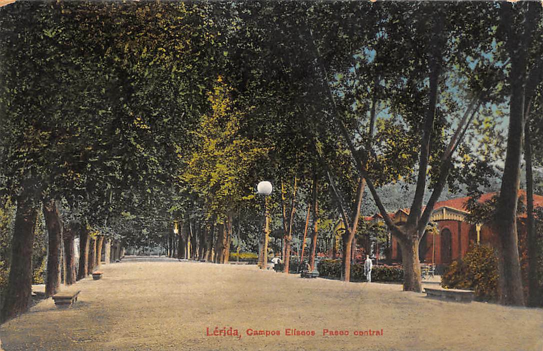 SPAIN~LERIDA~LLEIDA~ELYSIAN FIELDS~CENTRAL WALK