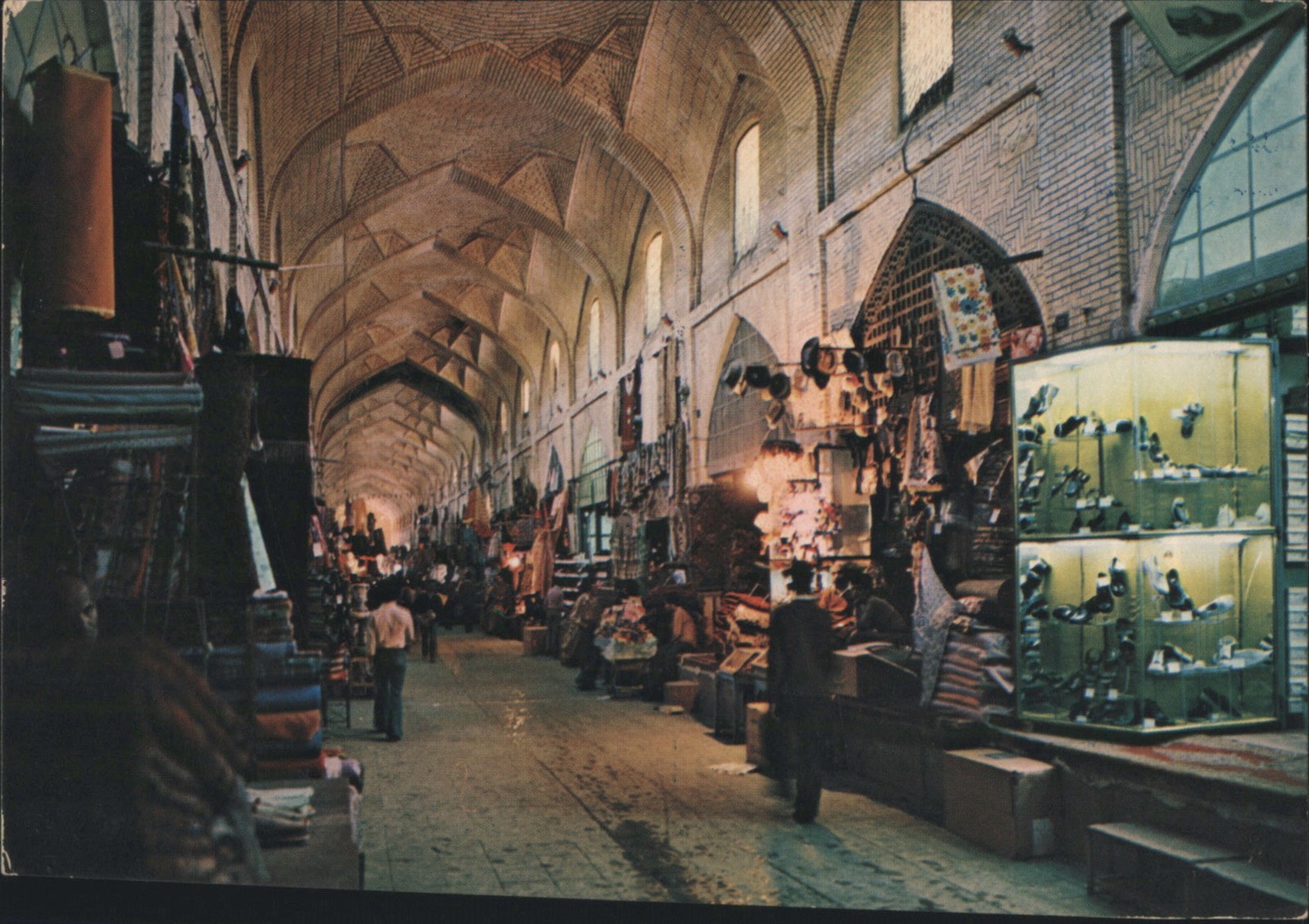 Shiraz, Iran Bazar Vakil Original Vintage Postcard