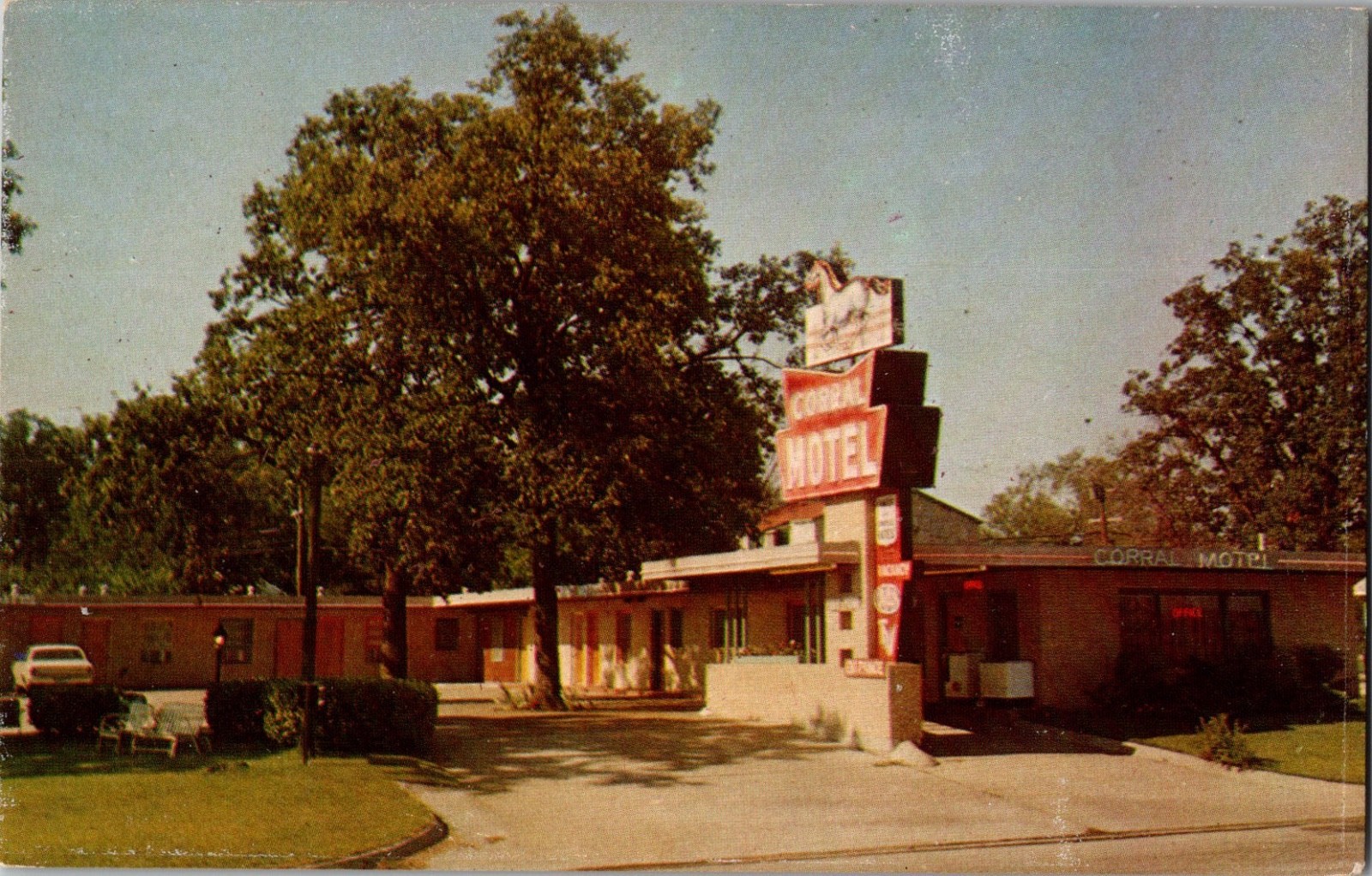 Postcard Corral Motel, Joplin, Missouri MO, 19 units