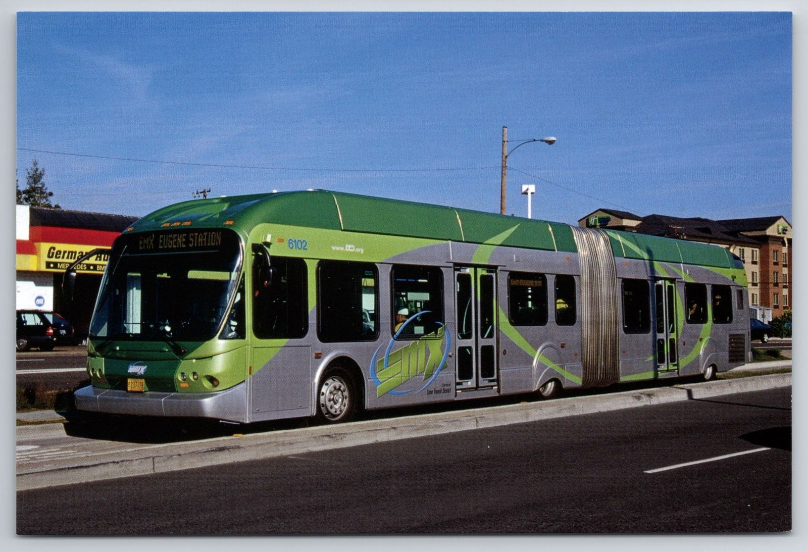 Eugene Oregon EmX Green Line Articulated Bus Postcard Unused Bill Macdonald
